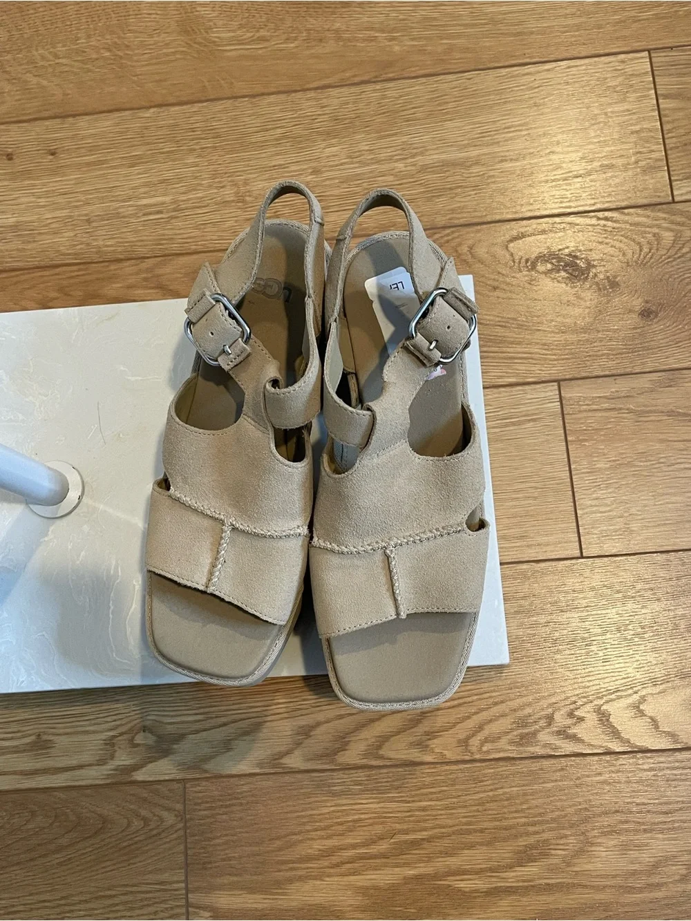 UGG Women's New Heights Beige Suede Platform T-Strap Sandals - 10 - Picture 6 of 8